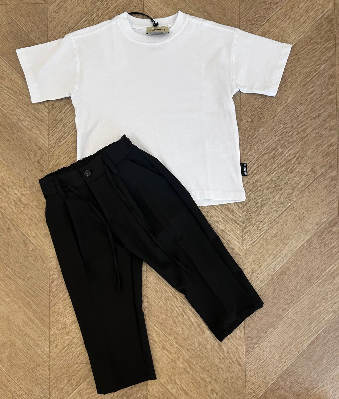 t-shirt lay bianca