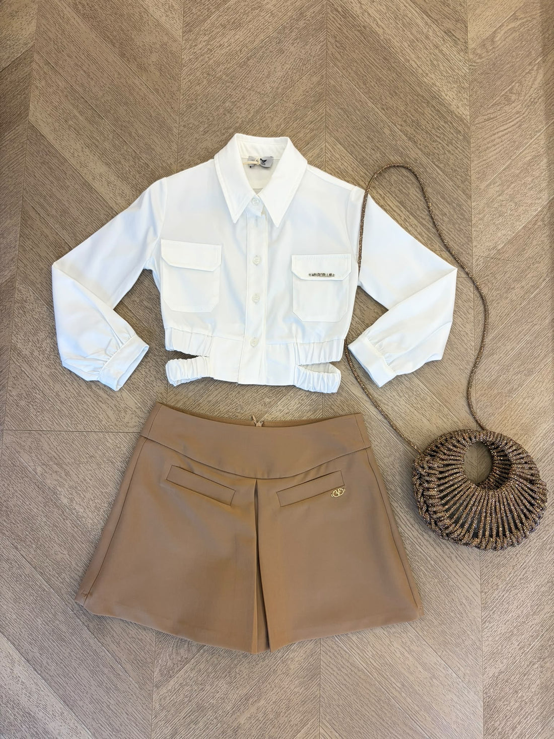 short beige