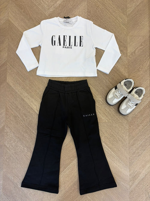 t-shirt white