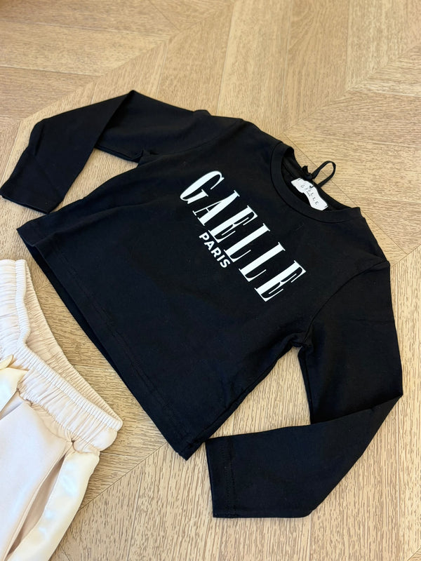 t-shirt black