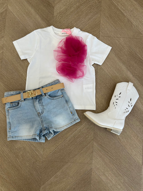 t-shirt con fiore
