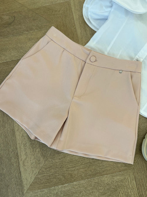 short pink