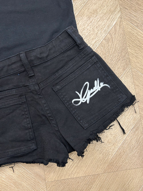 short lola nero