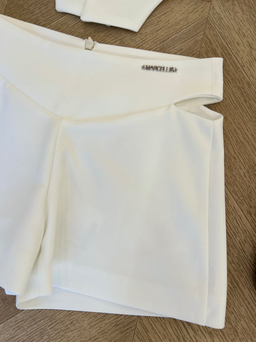 short off white