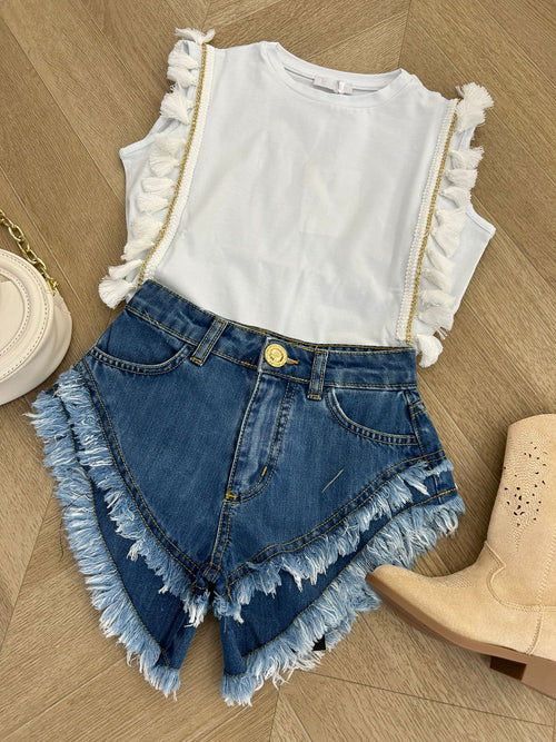 Short denim