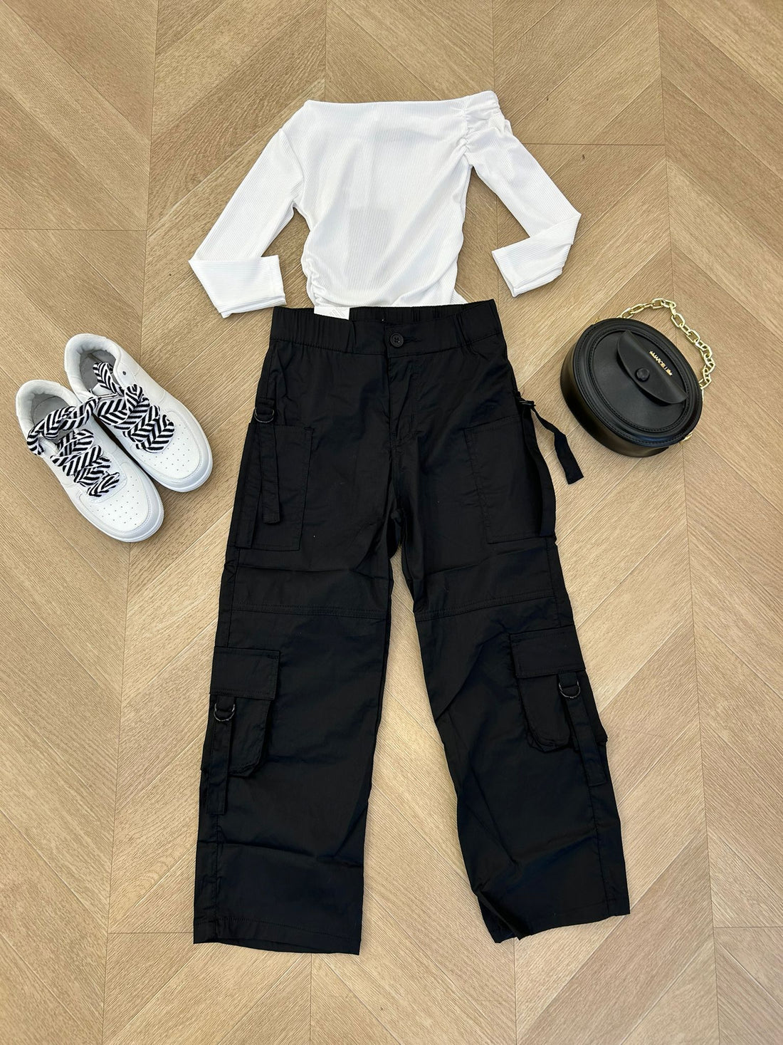 maglia monospalla bianca