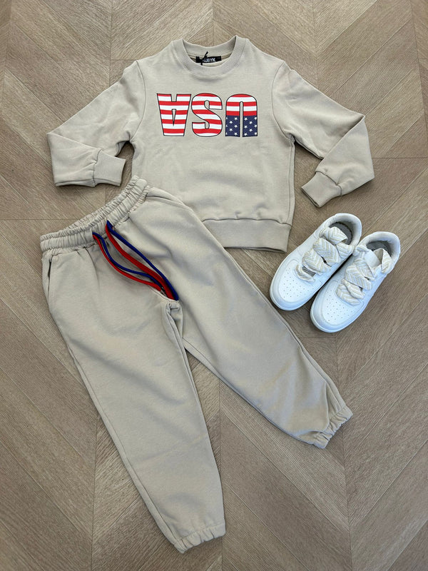 tuta usa beige