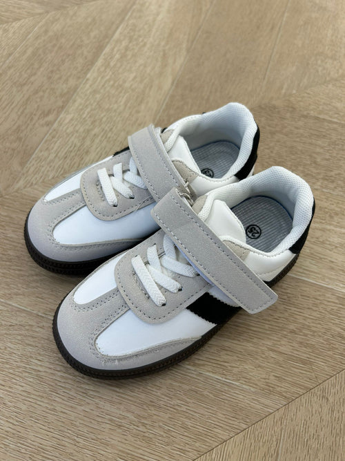 Sneakers antilope