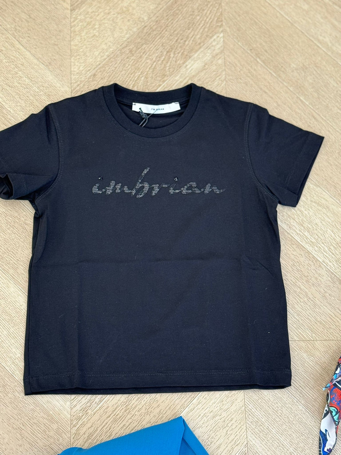 t-shirt scritta