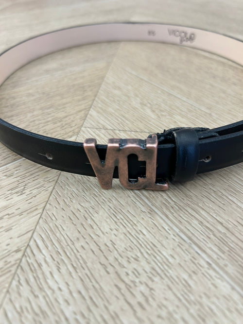 cinta vicolo nera