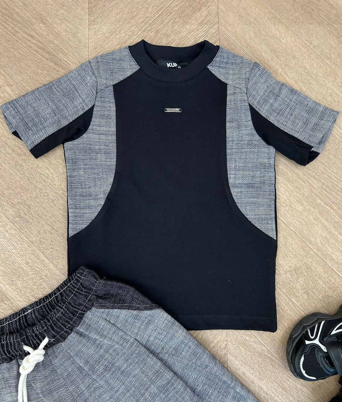 t-shirt conrad