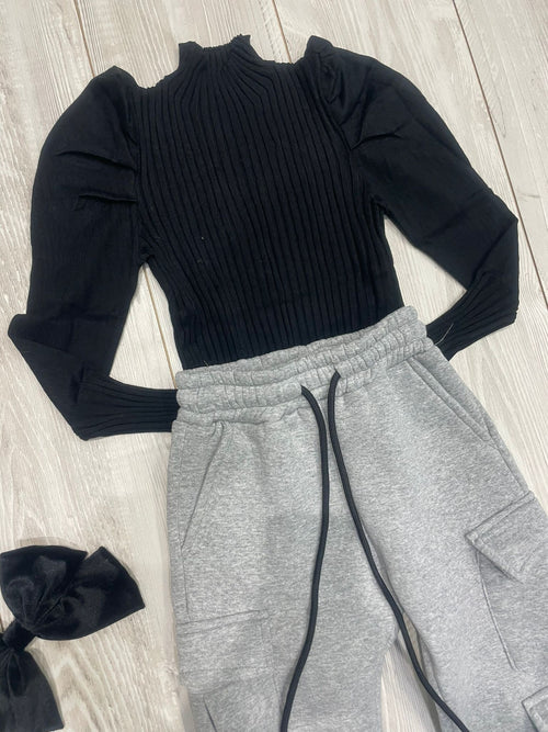 Maglia in costina nera