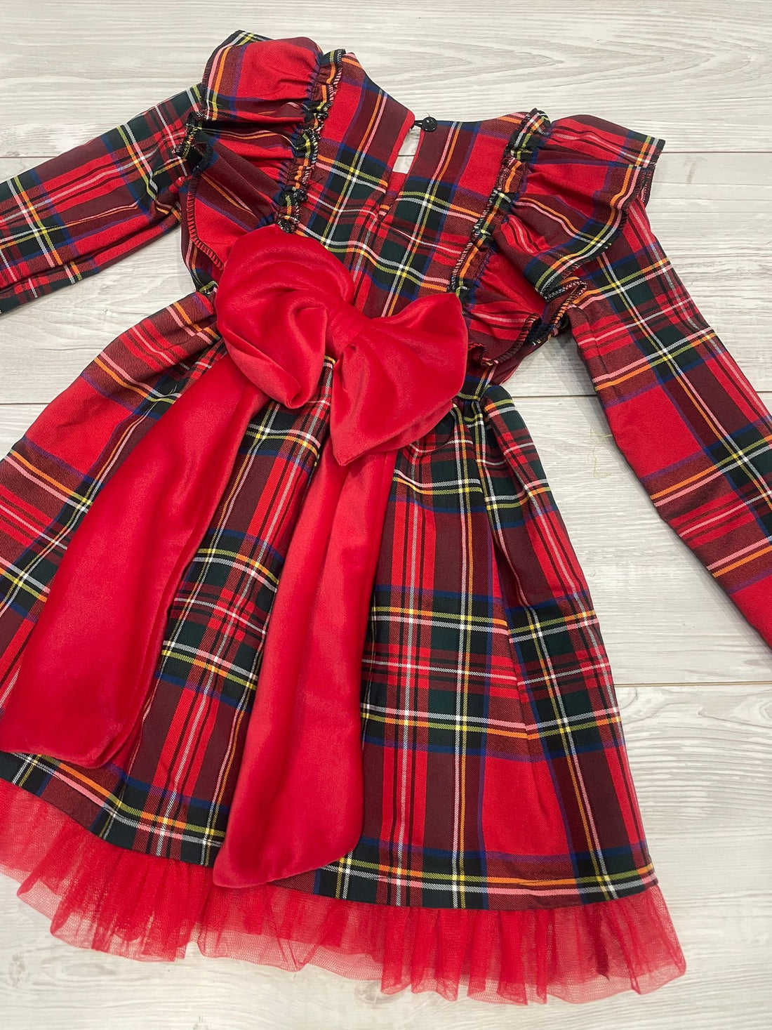 Abito scozzese con tulle